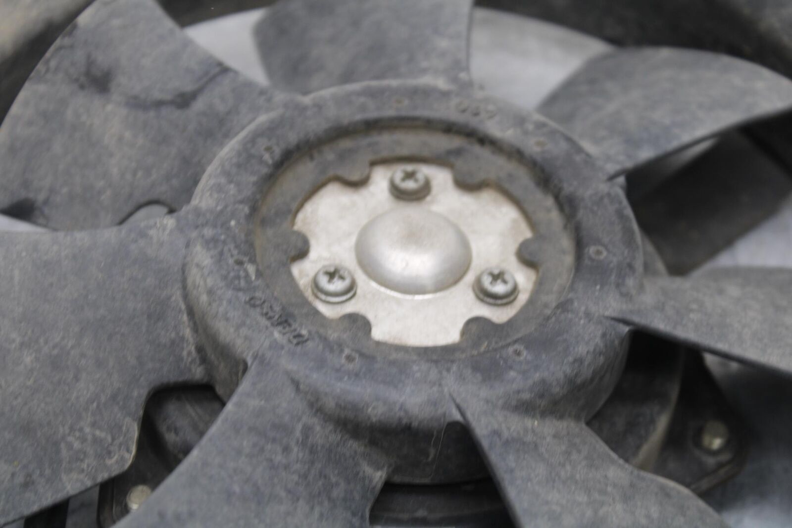 01-03 SUZUKI GSXR600 ENGINE RADIATOR COOLING FAN 17800-35F00 BB633