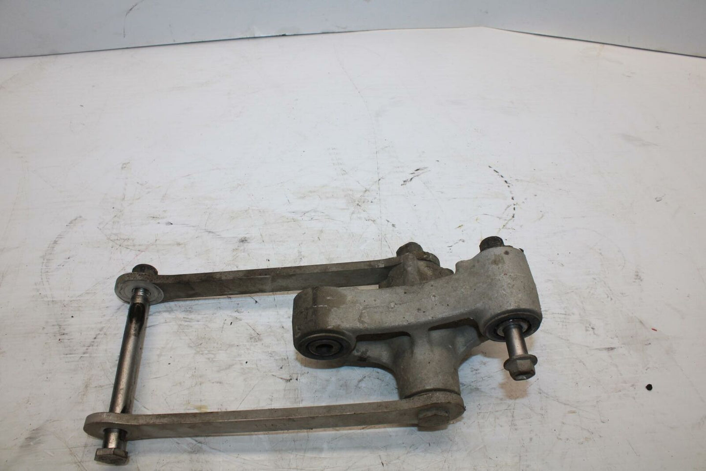 03 KAWASAKI NINJA ZX6RR ZX600K REAR DOGBONE SHOCK LINKAGE LINK BB264