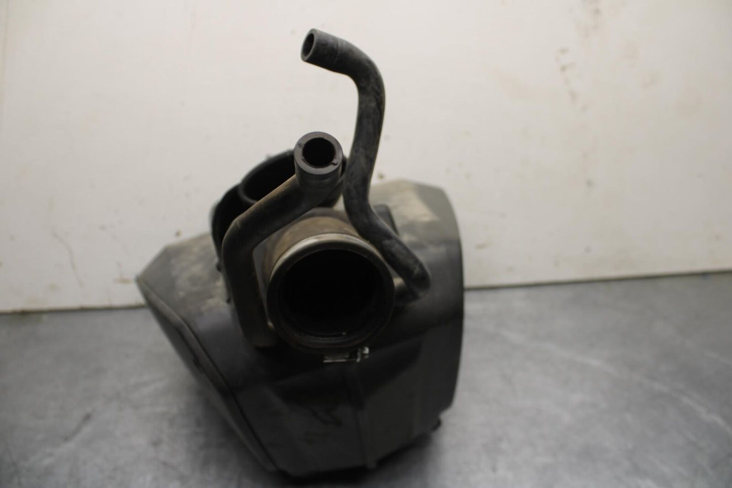 16-18 KTM 690 DUKE AIRBOX AIR INTAKE FILTER BOX BB631
