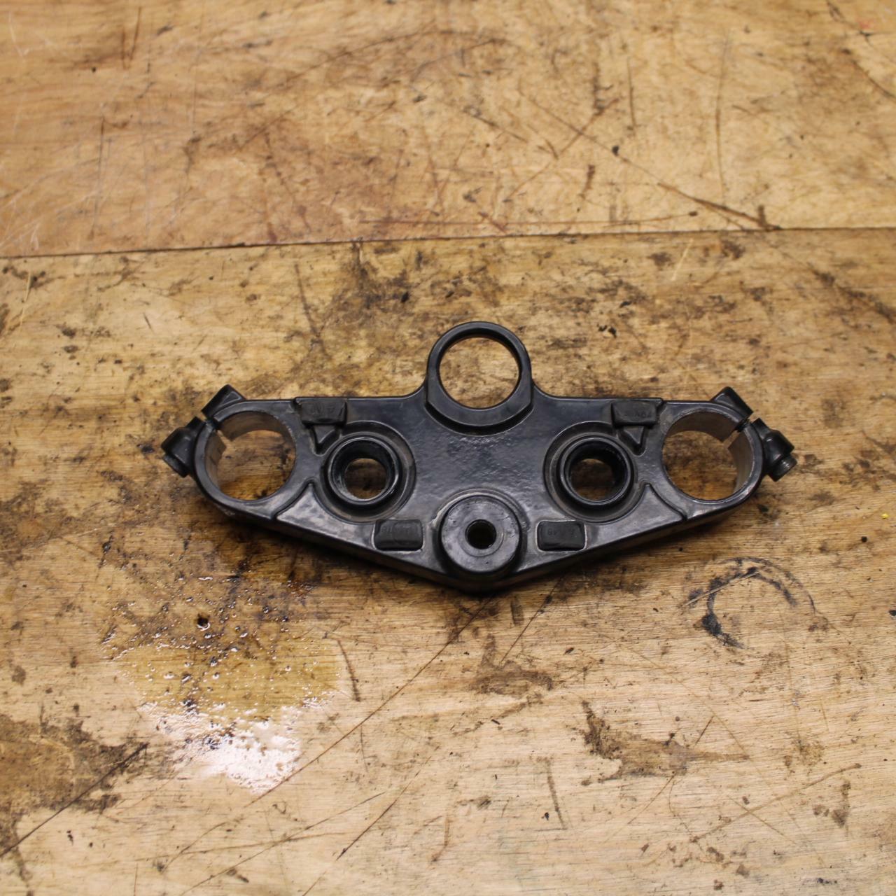 04-09 SUZUKI GS500F FORKS UPPER TRIPLE TREE CLAMP BB335