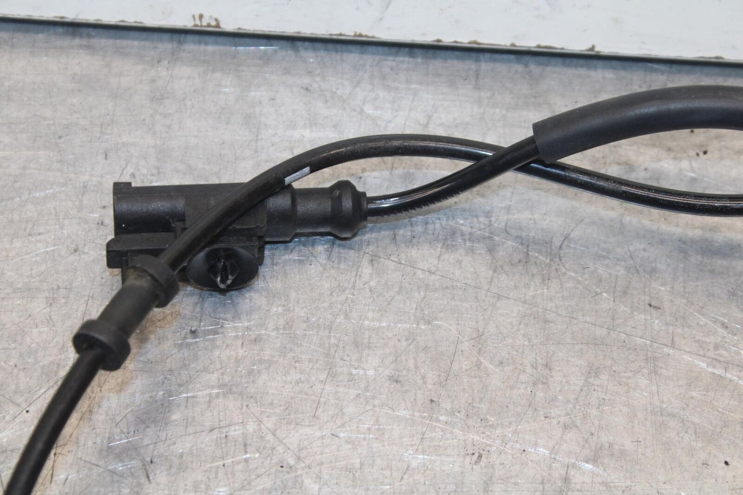 12-17 KAWASAKI ER-6N Z650 FRONT ABS BRAKE SENSOR BB607