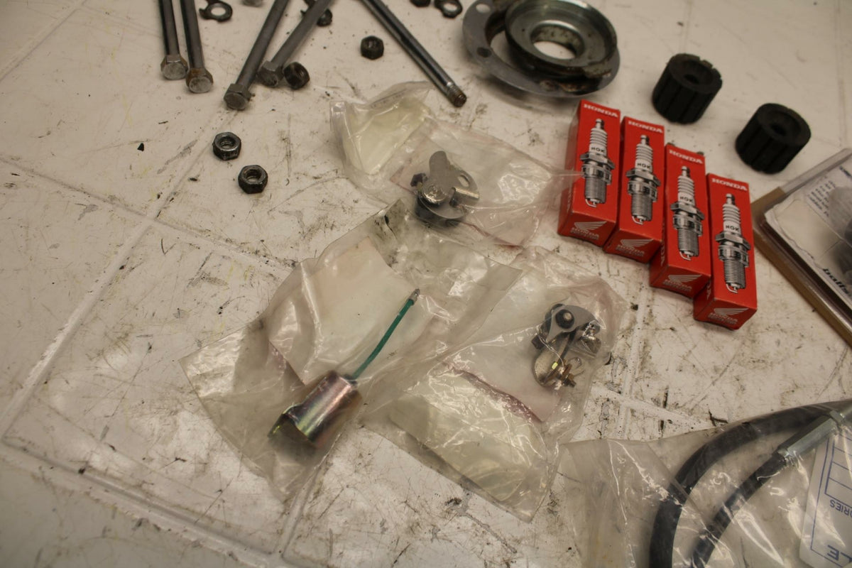 72 HONDA CB500 K1 POINTS SPARK PLUG LEFTOVERS BB24