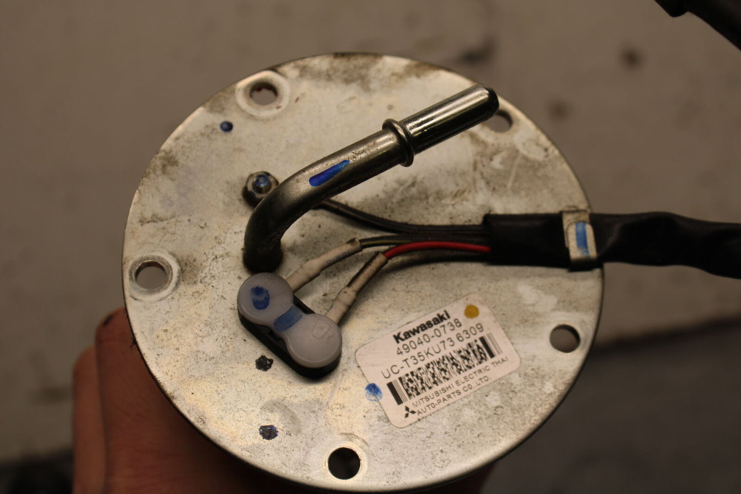 16-17 KAWASAKI VULCAN S 650 EN650 ABS FUEL GAS PUMP BB731