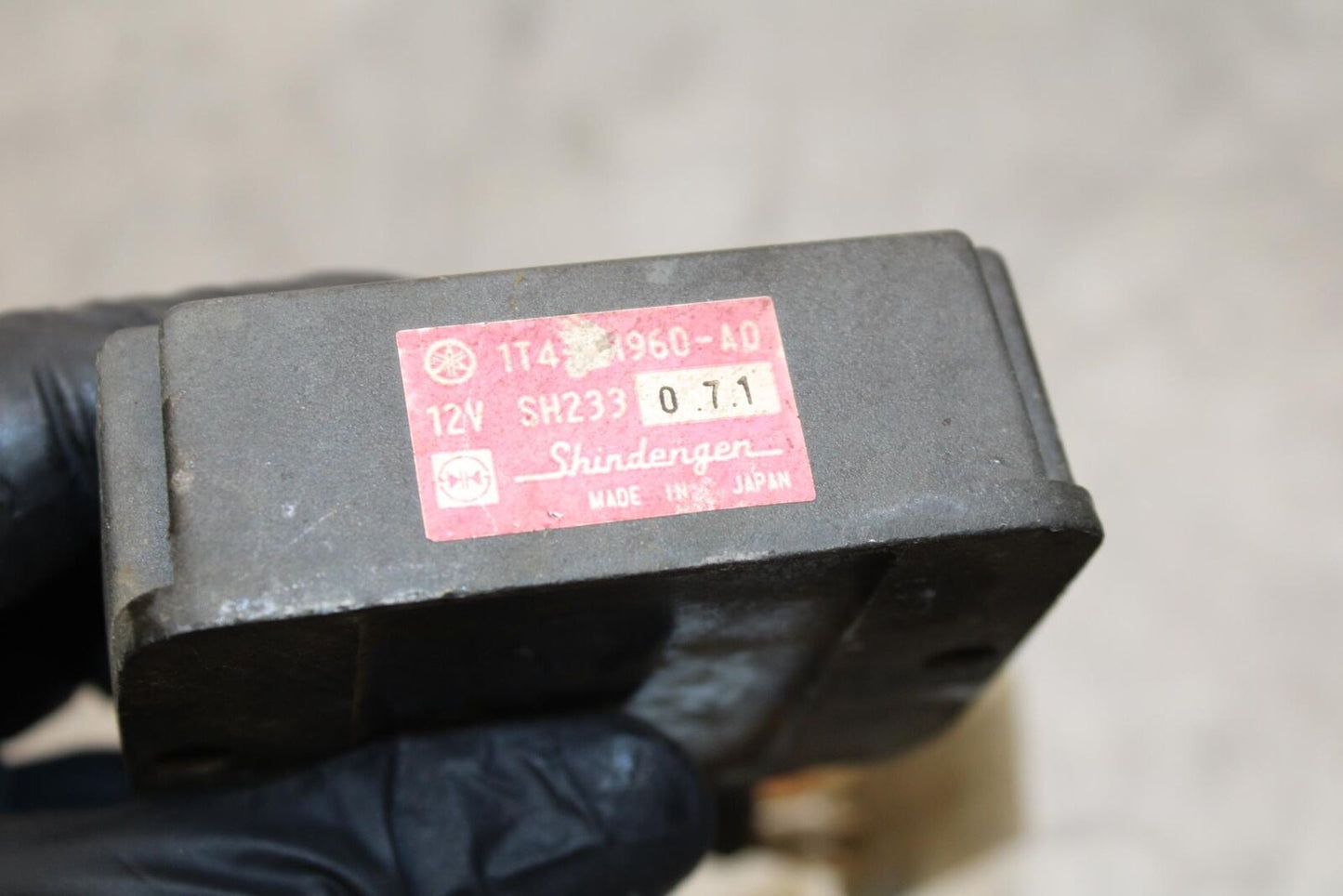 1977 Yamaha XS750 RECTIFIER VOLTAGE REGULATOR 1T4-81960-A0-00 BB554