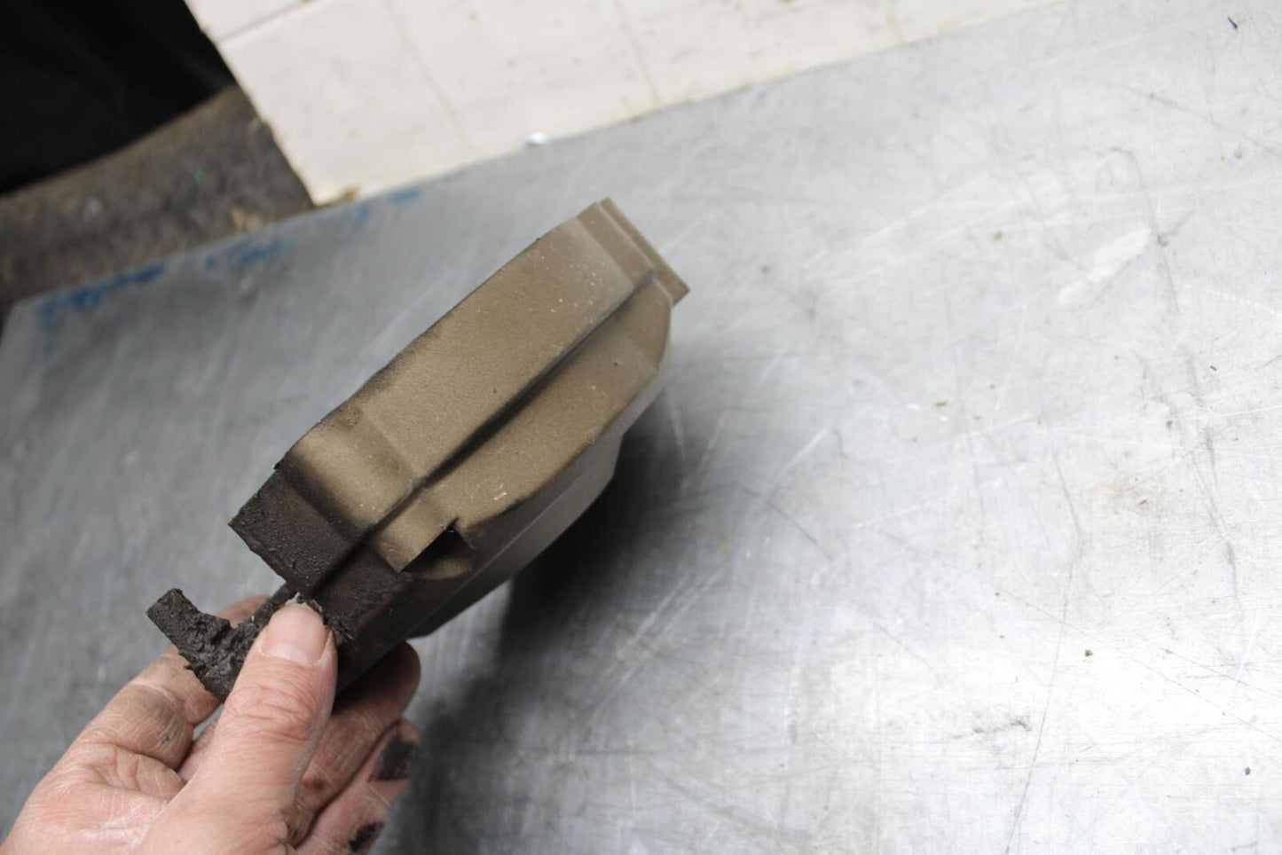 03 KAWASAKI ZX12R ENGINE SPROCKET COVER BB472