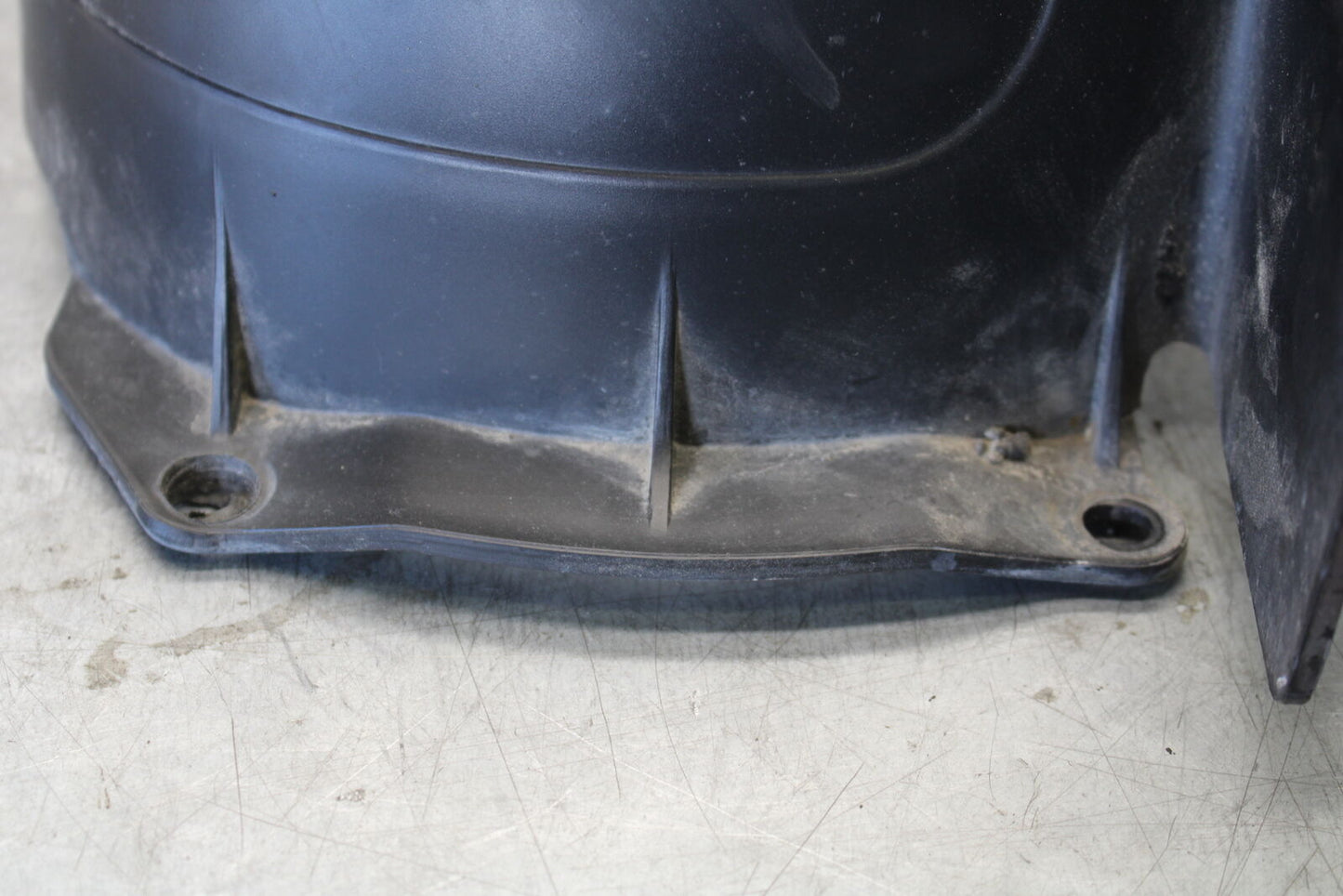 06-07 DUCATI MONSTER 695 REAR BACK FENDER MUD GUARD 56510301A BB674