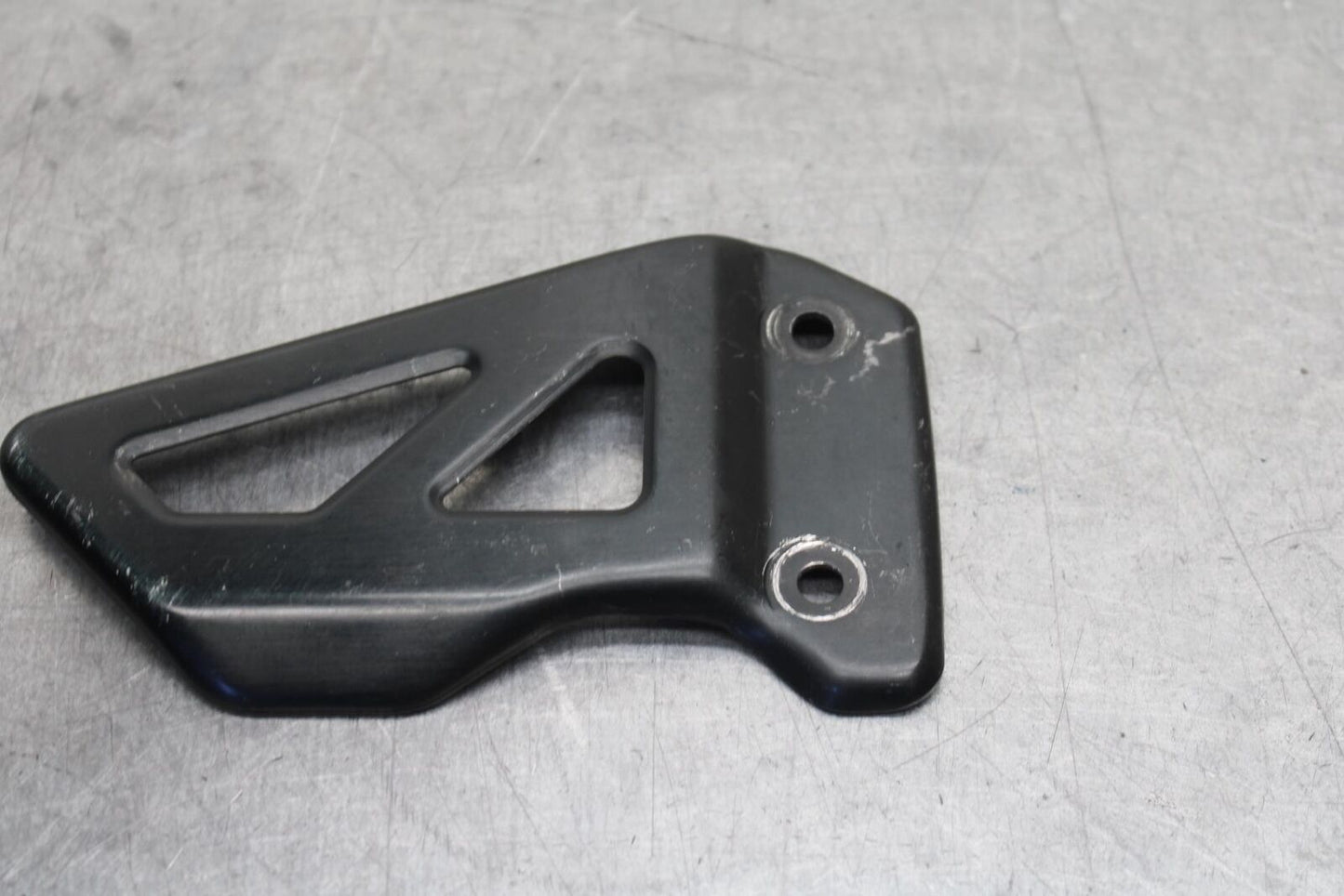 01-03 SUZUKI GSXR600 RIGHT SIDE HEEL GUARD BB639