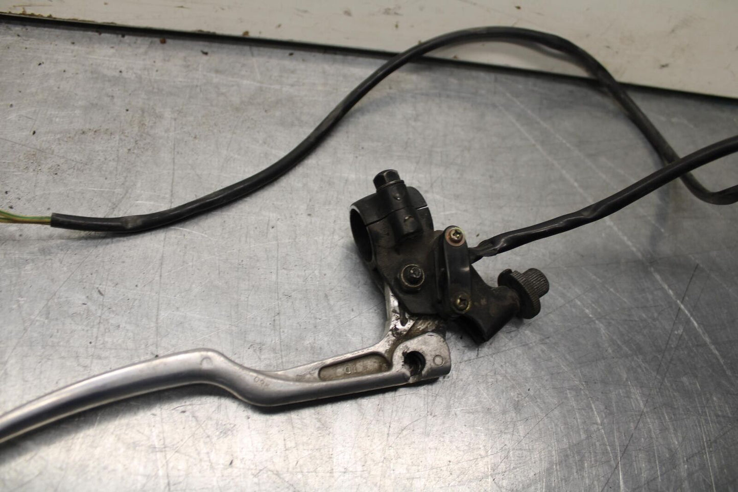 1995 Suzuki RF600R CLUTCH PERCH MOUNT WITH LEVER BB615