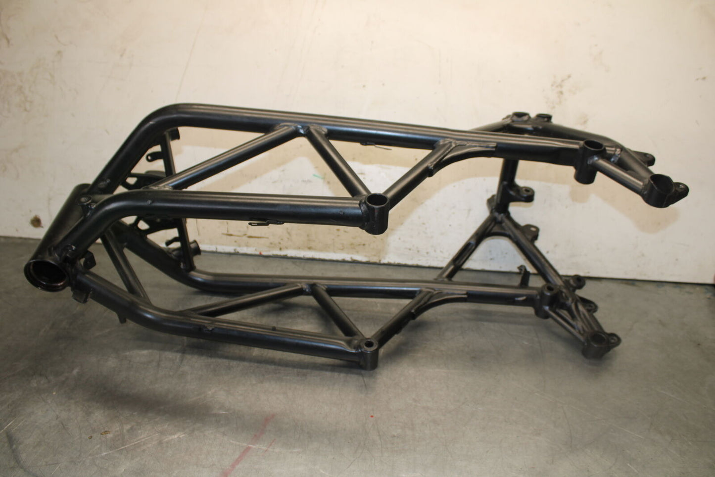 12-13 DUCATI STREETFIGHTER 848 FRAME CHASSIS BB705