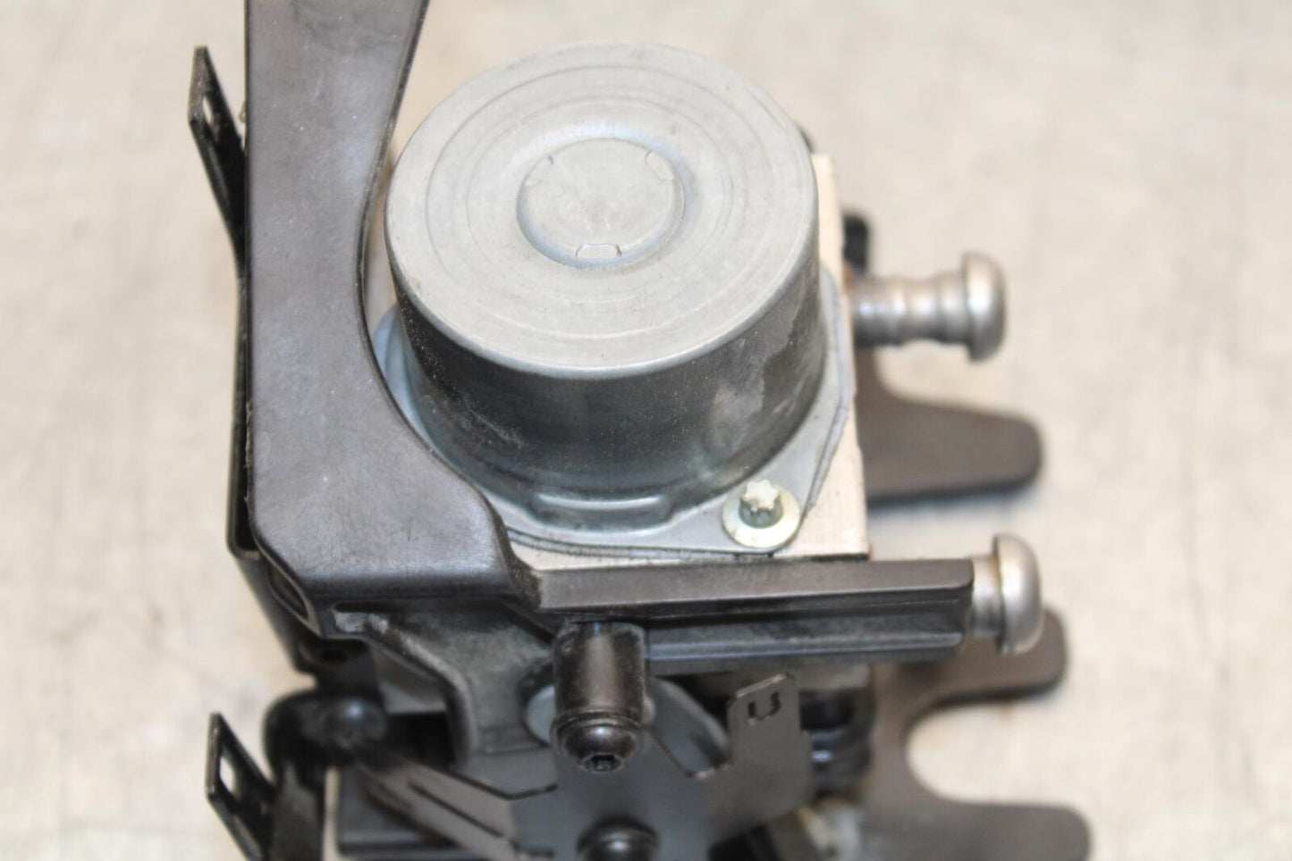 19-20 KTM 790 DUKE 790 ABS PUMP UNIT MODULE BB570