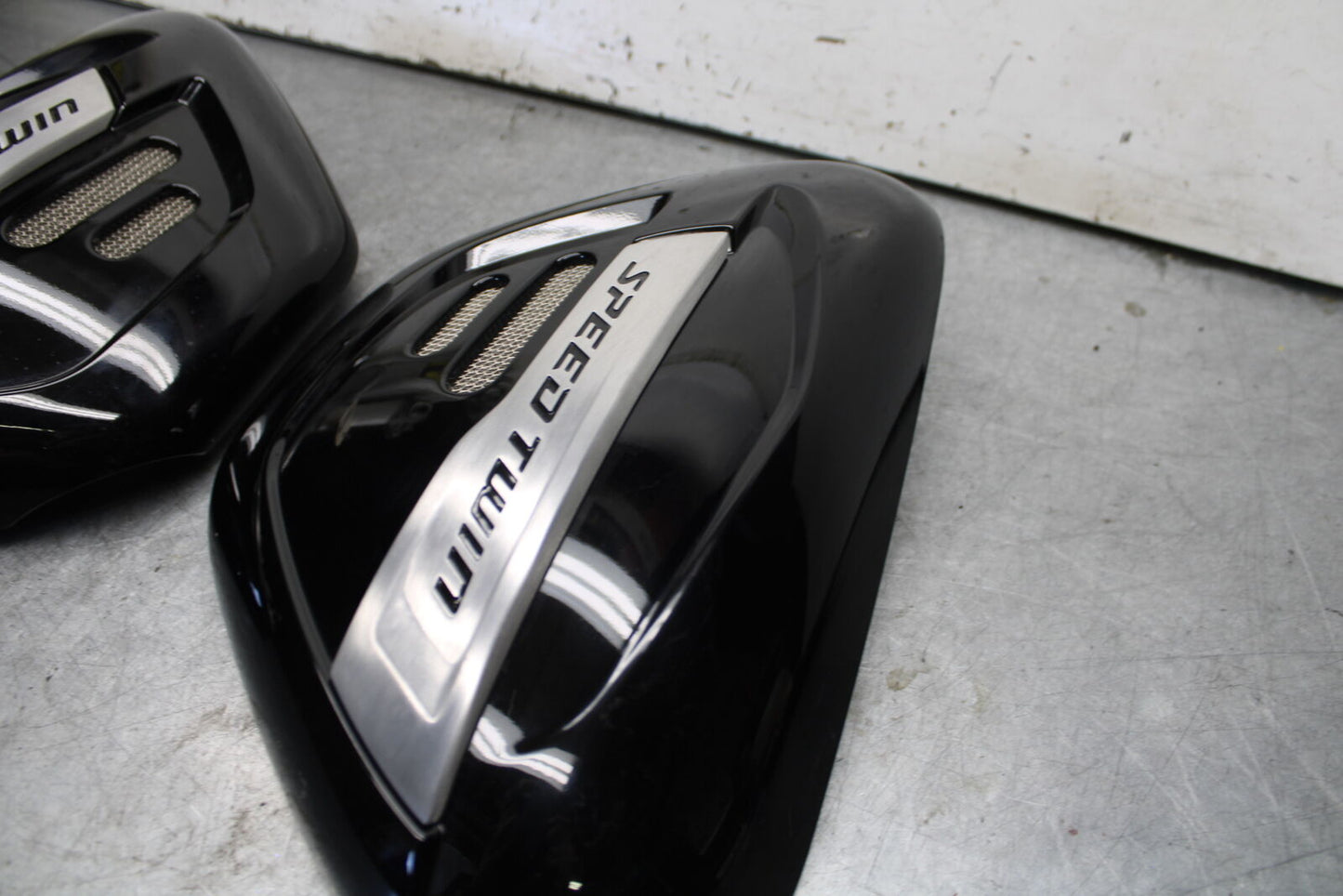 19-21 TRIUMPH SPEED TWIN 1200 RIGHT LEFT FRAME MID SIDE COVERS PANELS TRIM BB653