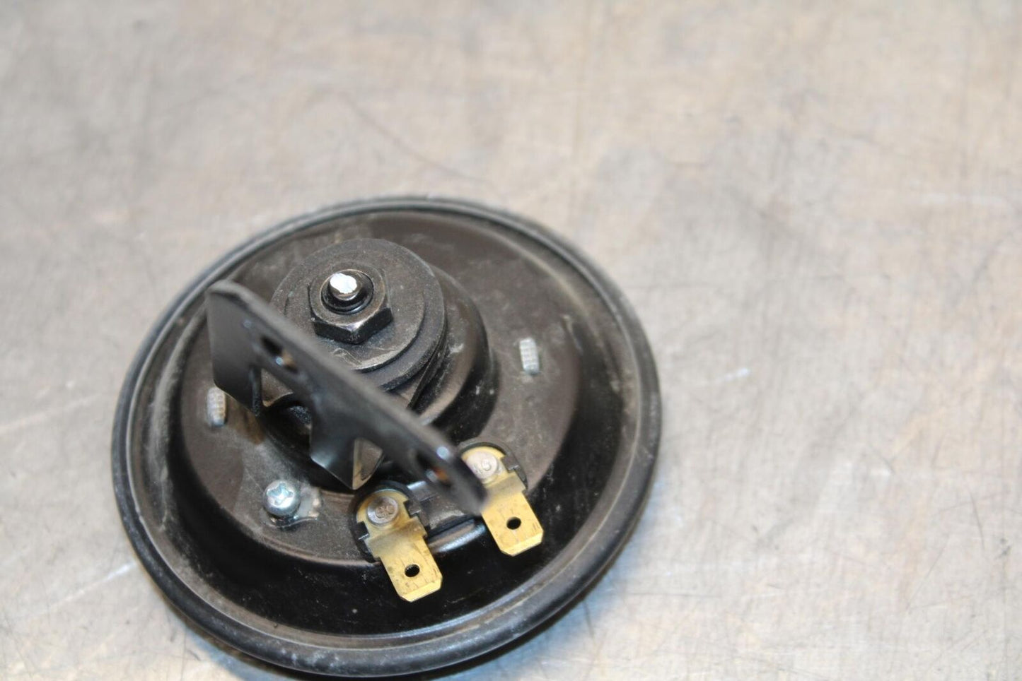 20 SUZUKI GSXR 1000 HORN SIGNAL BB597