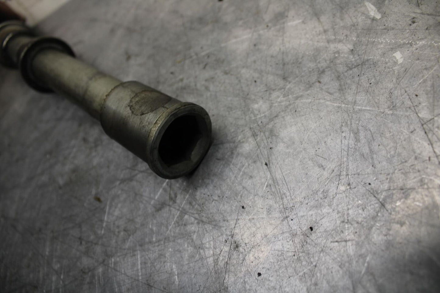 03 KAWASAKI ZX12R FRONT WHEEL RIM AXLE PIVOT BOLT BB472