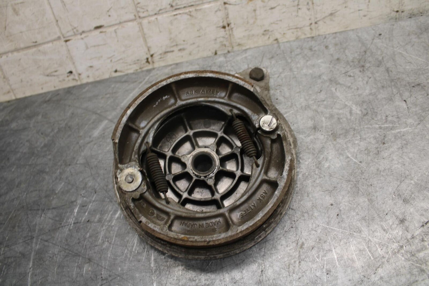 1982 Suzuki GS450L DRUM BRAKE BB52