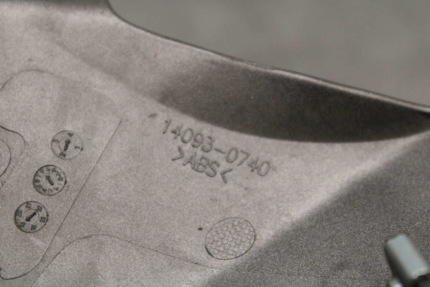 19-22 KAWASAKI Z400 FRONT HEADLIGHT HEAD LIGHT LAMP COVER TRIM SET BB738