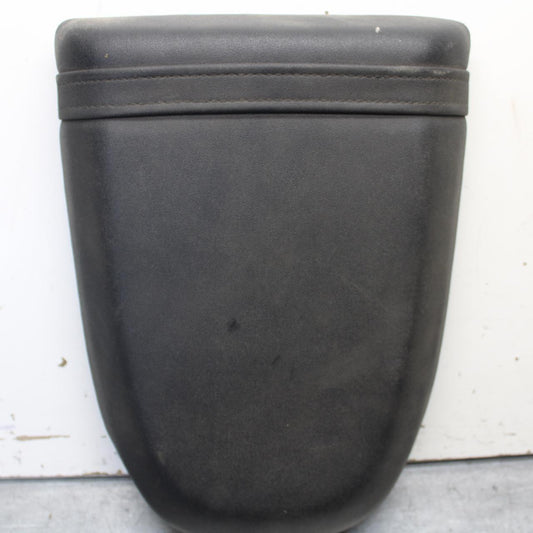 01-03 SUZUKI GSXR600 REAR BACK PASSENGER TANDEM SEAT PAD SADDLE PILLION BB621