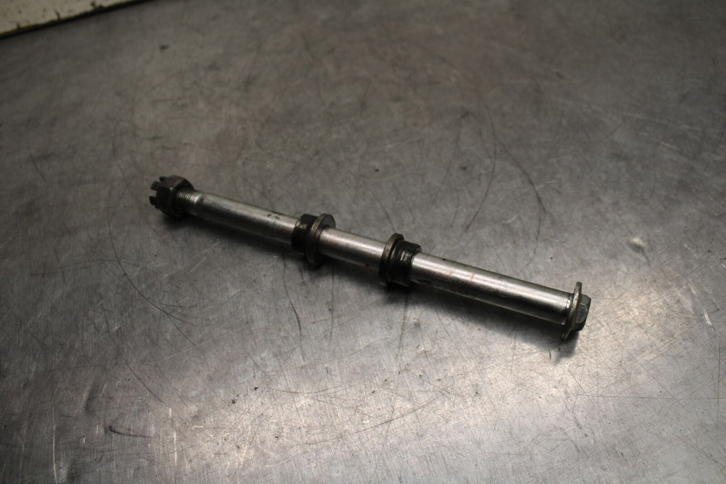 19-22 KAWASAKI Z400 FRONT WHEEL RIM AXLE PIVOT BOLT BB738