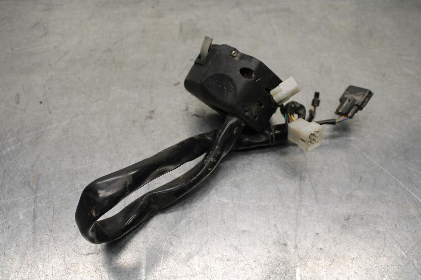 21-23 KTM 890 ADVENTURE HANDLEBAR LEFT SIGNAL TURN SWITCH BB629