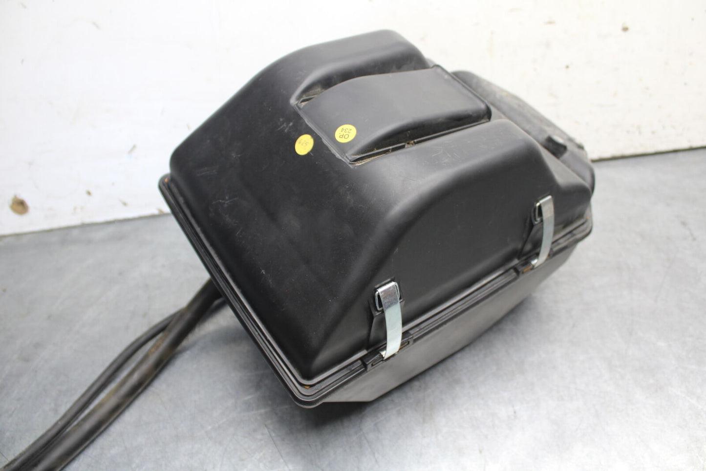 06-07 DUCATI MONSTER 695 AIRBOX AIR INTAKE FILTER BOX BB674