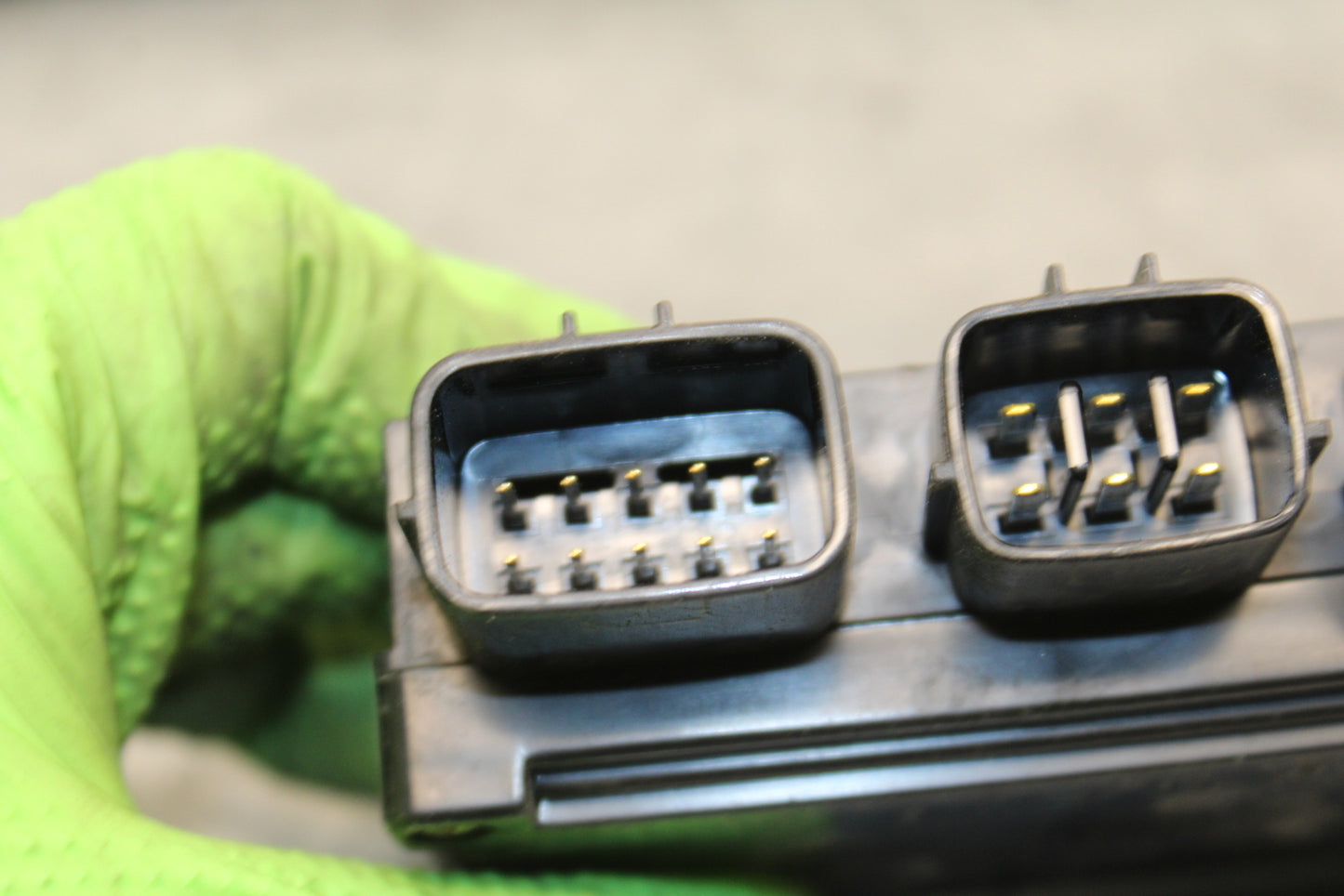 12-13 KAWASAKI Z1000 RELAY ASSEMBLY FUSE BOX BB743