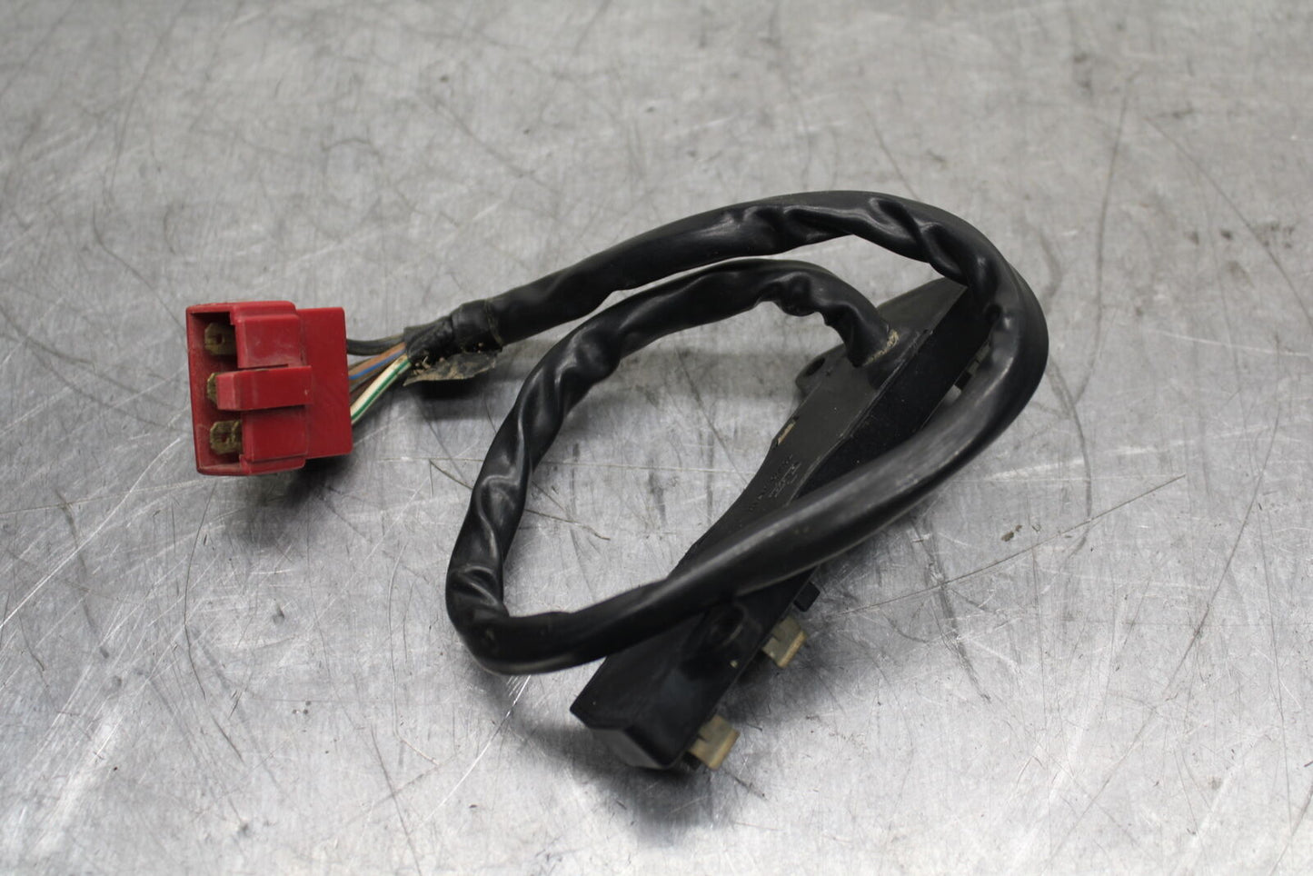 84 HONDA INTERCEPTOR 750 VF750F FUSE BOX BB108