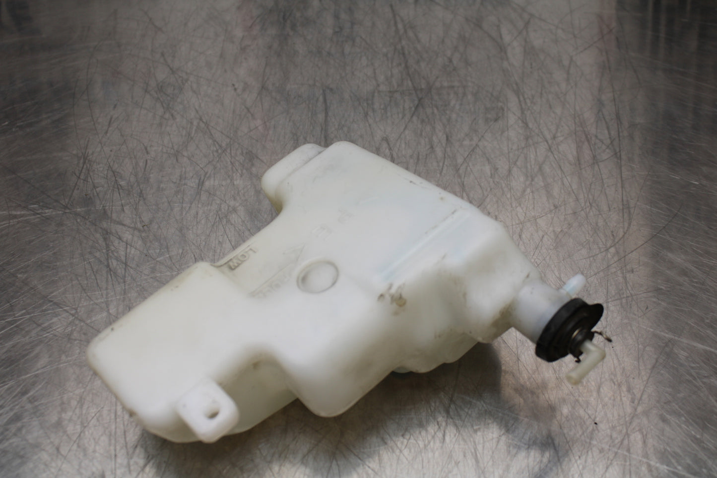 09 YAMAHA ROYAL STAR XVZ1300TF VENTURE COOLANT WATER RESERVOIR BOTTLE BB151