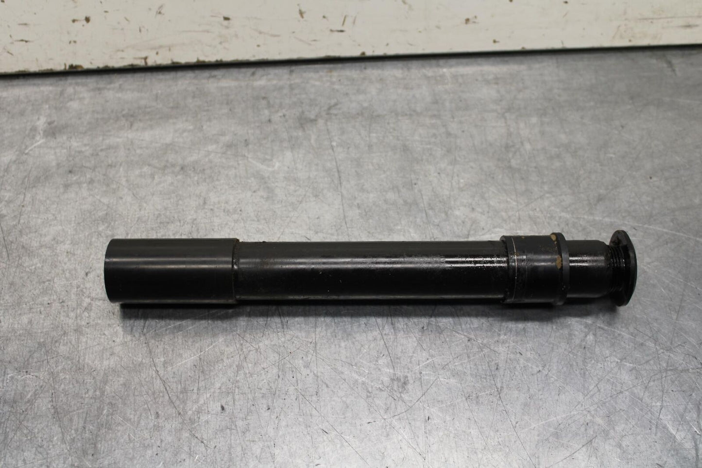 20-24 KTM 890 DUKE R FRONT WHEEL RIM AXLE PIVOT BOLT BB627