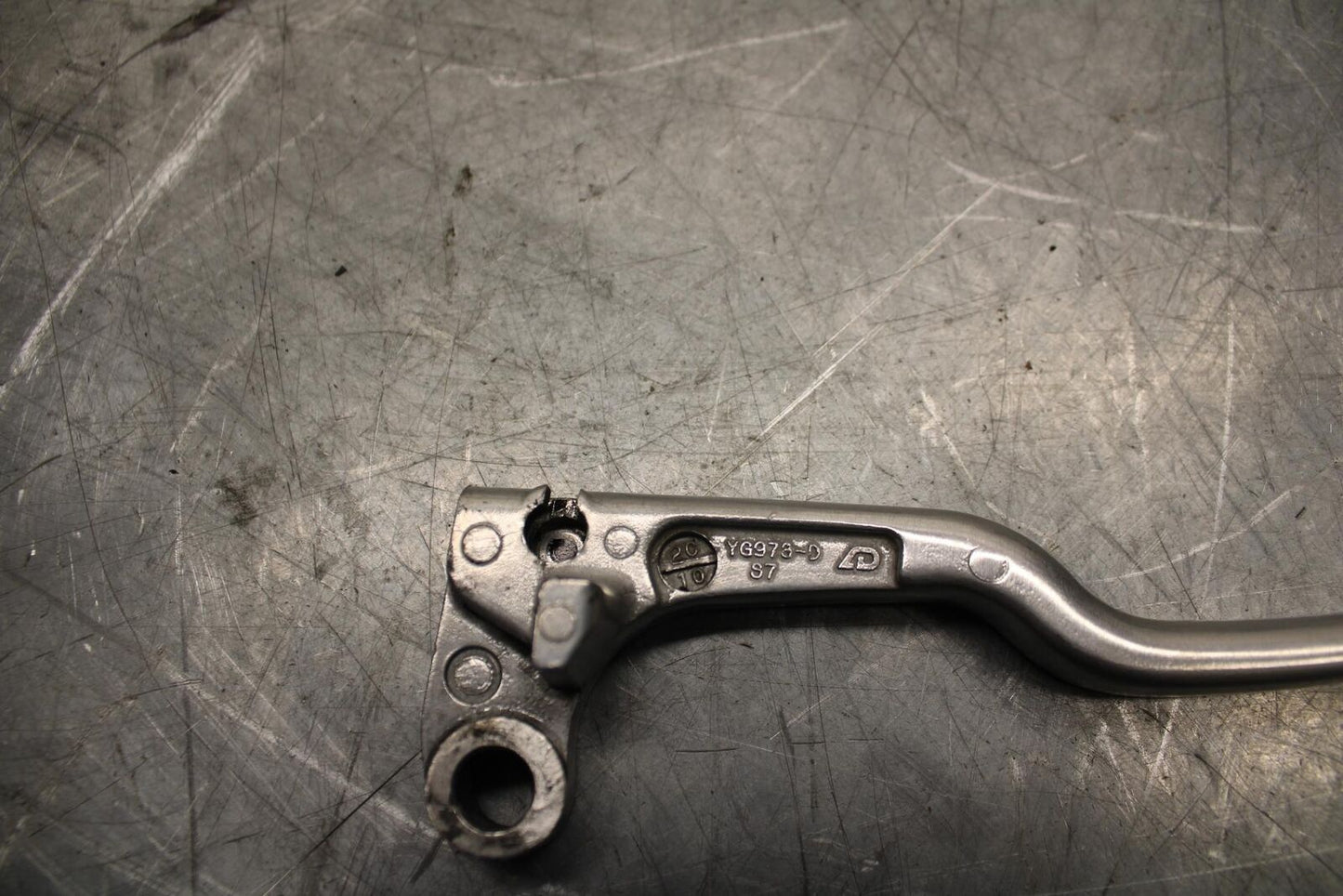 2008 Yamaha YZF R6 LEFT HANDLEBAR CLIPON CLUTCH LEVER 5EB-83912-03-00 BB521