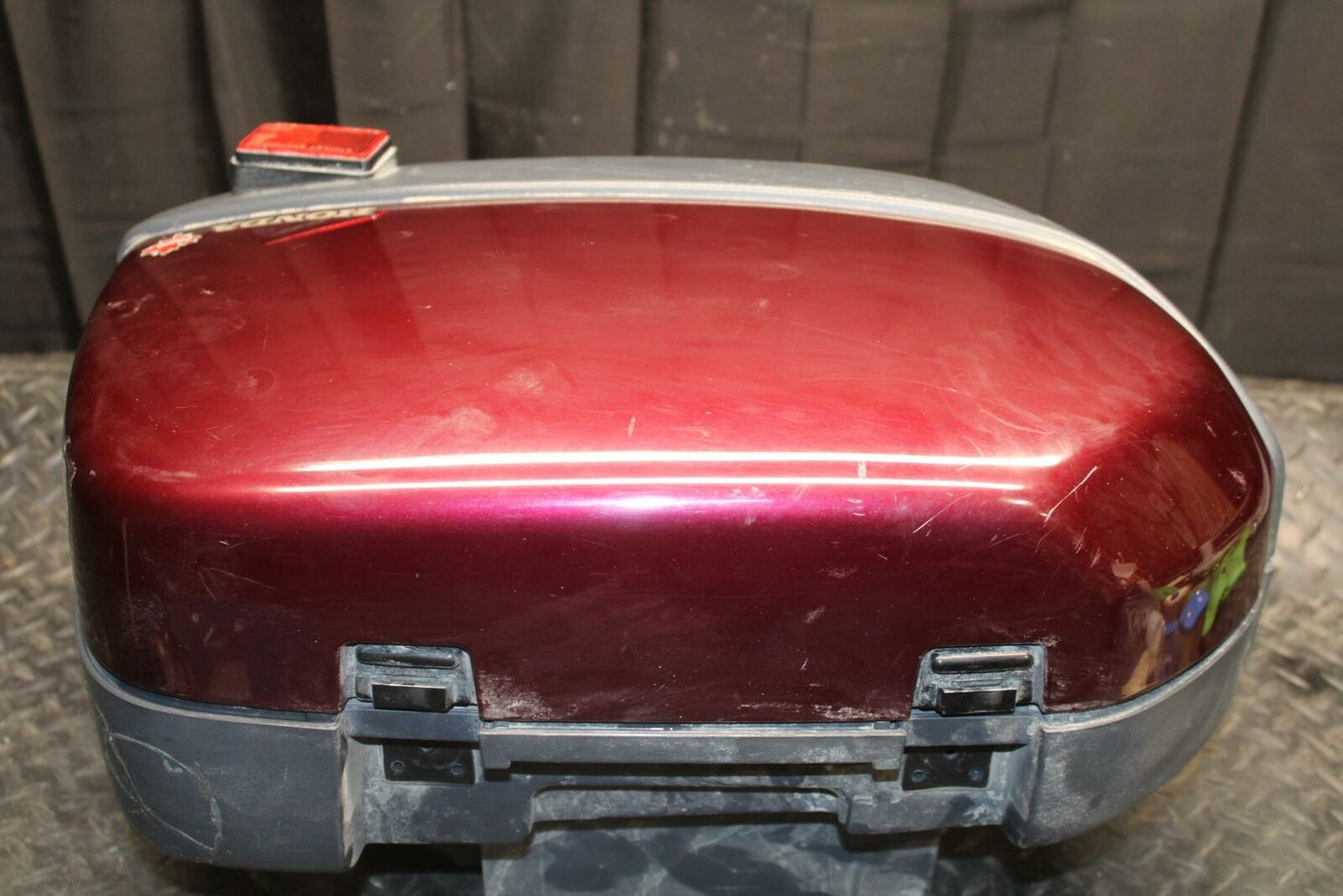 91-02 HONDA ST1100 LEFT SIDE SADDLEBAG BAG LUGGAGE BB222