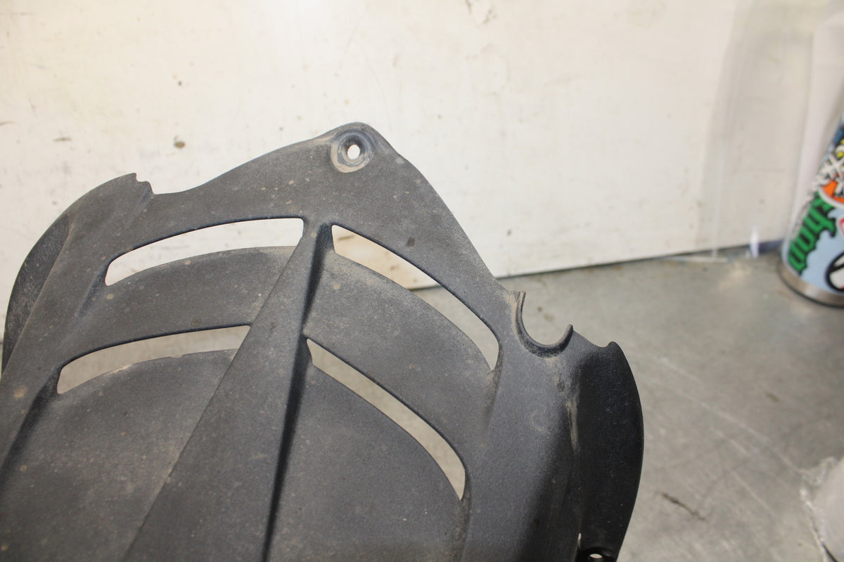 13-18 KAWASAKI NINJA ZX6R REAR BACK WHEEL TIRE HUGGER FENDER BB682