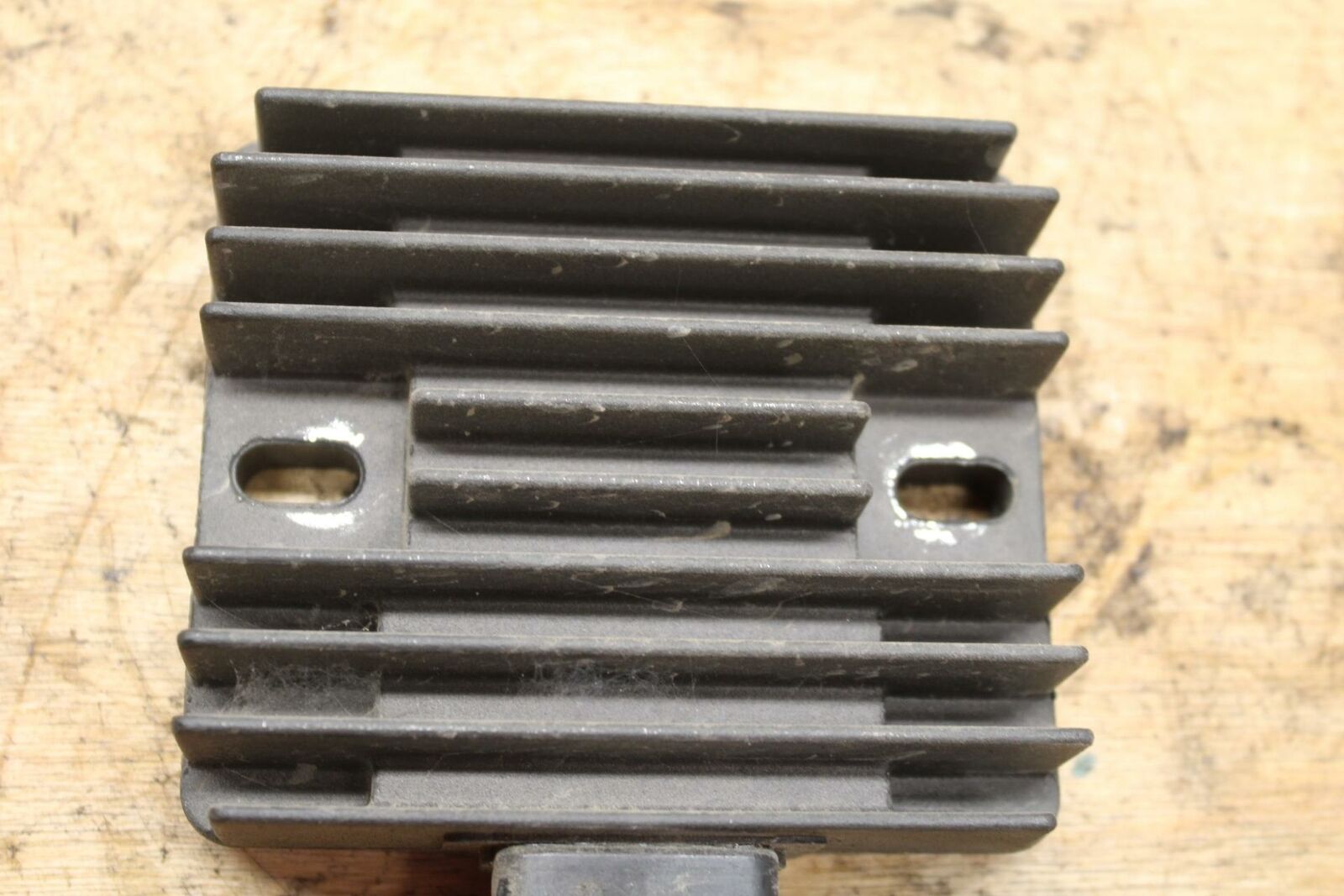 02-03 SUZUKI VSTROM 1000 RECTIFIER VOLTAGE REGULATOR BB331