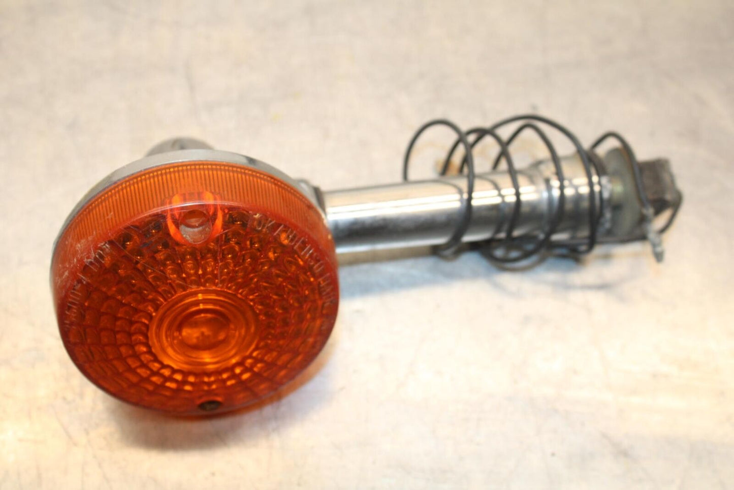 80-83 SUZUKI GS750E REAR LEFT RIGHT TURN SIGNALS LIGHT INDICATORS BB82