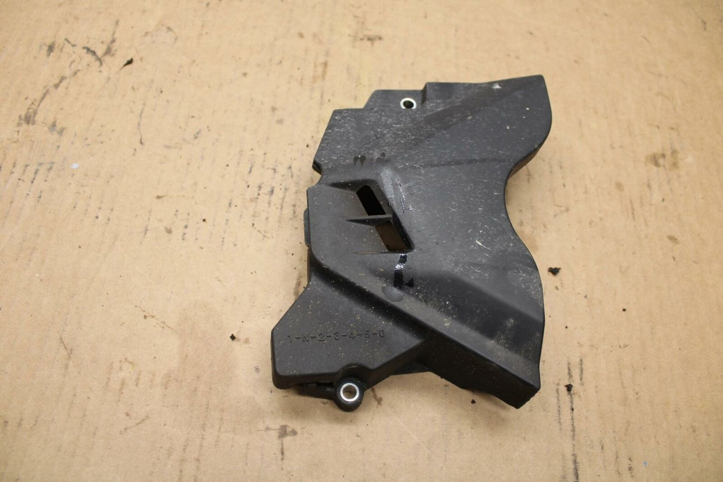 15-17 YAMAHA YZF R3 ENGINE SPROCKET COVER BB380