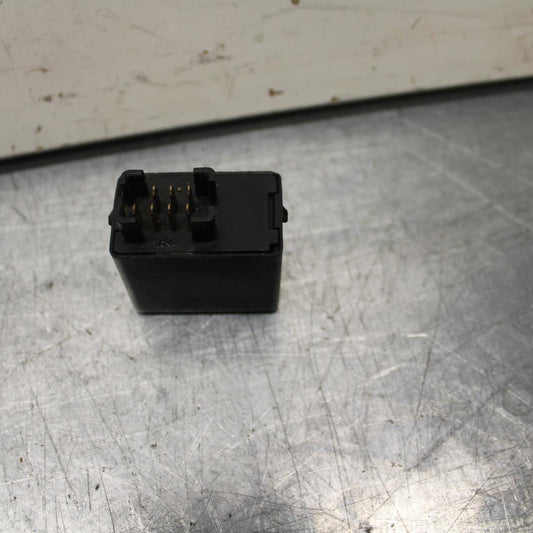 01 SUZUKI GSXR1000 TURN SIGNAL BLINKER RELAY FLASHER SWITCH 38610-03F00 BB100