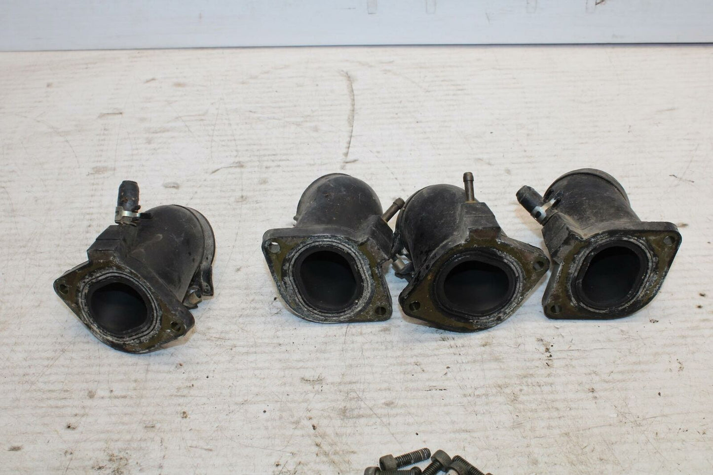 07-08 YAMAHA V STAR 1300 AIRBOX INTAKE MANIFOLD BB303