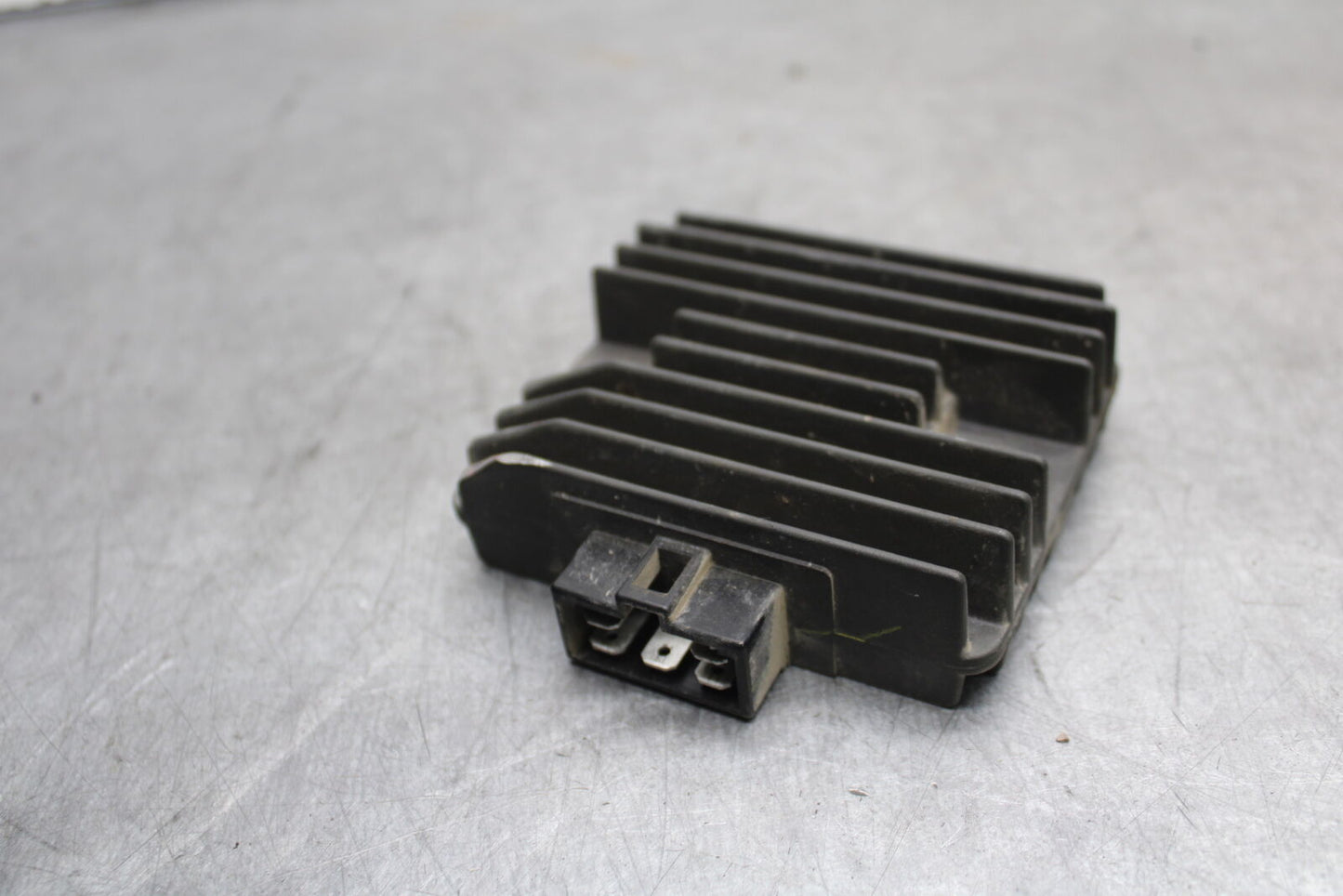 09-15 YAMAHA FZ6R RECTIFIER VOLTAGE REGULATOR BB686