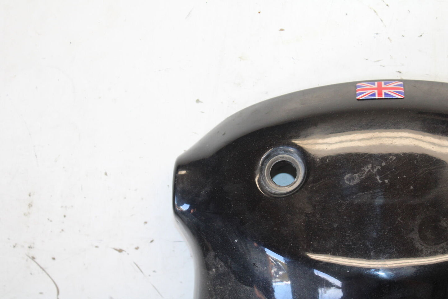 01-06 TRIUMPH TIGER 955I REAR BACK TAIL FAIRING COWL SHROUD BB693