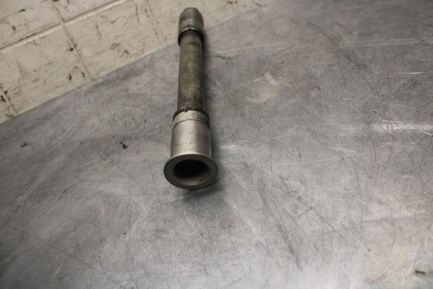 1998 Suzuki TL1000S FRONT WHEEL RIM AXLE PIVOT BOLT BB508