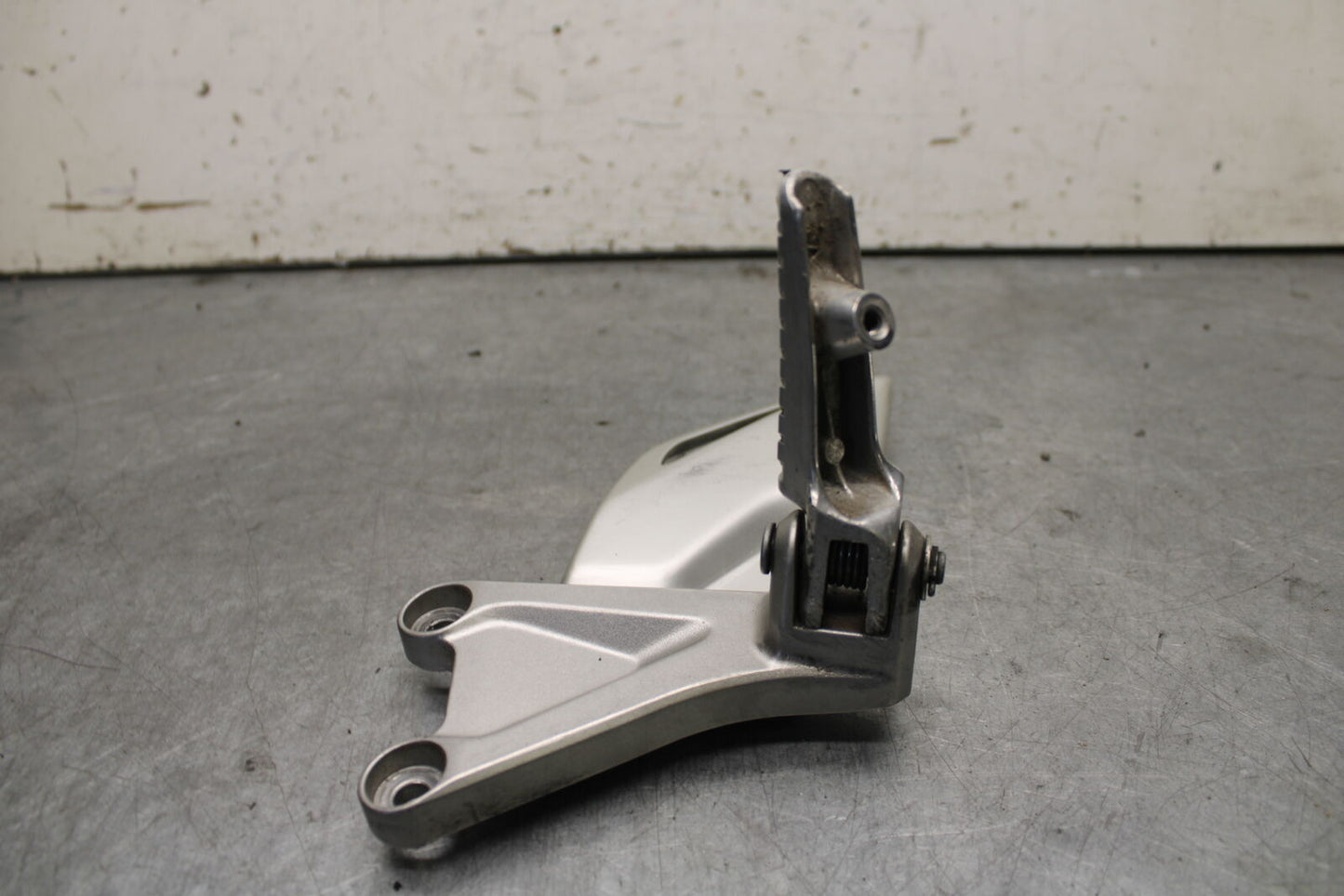 17-21 HONDA CBR1000RR SP LEFT REARSET REAR SET DRIVER FOOT PEG REST STOP BB681