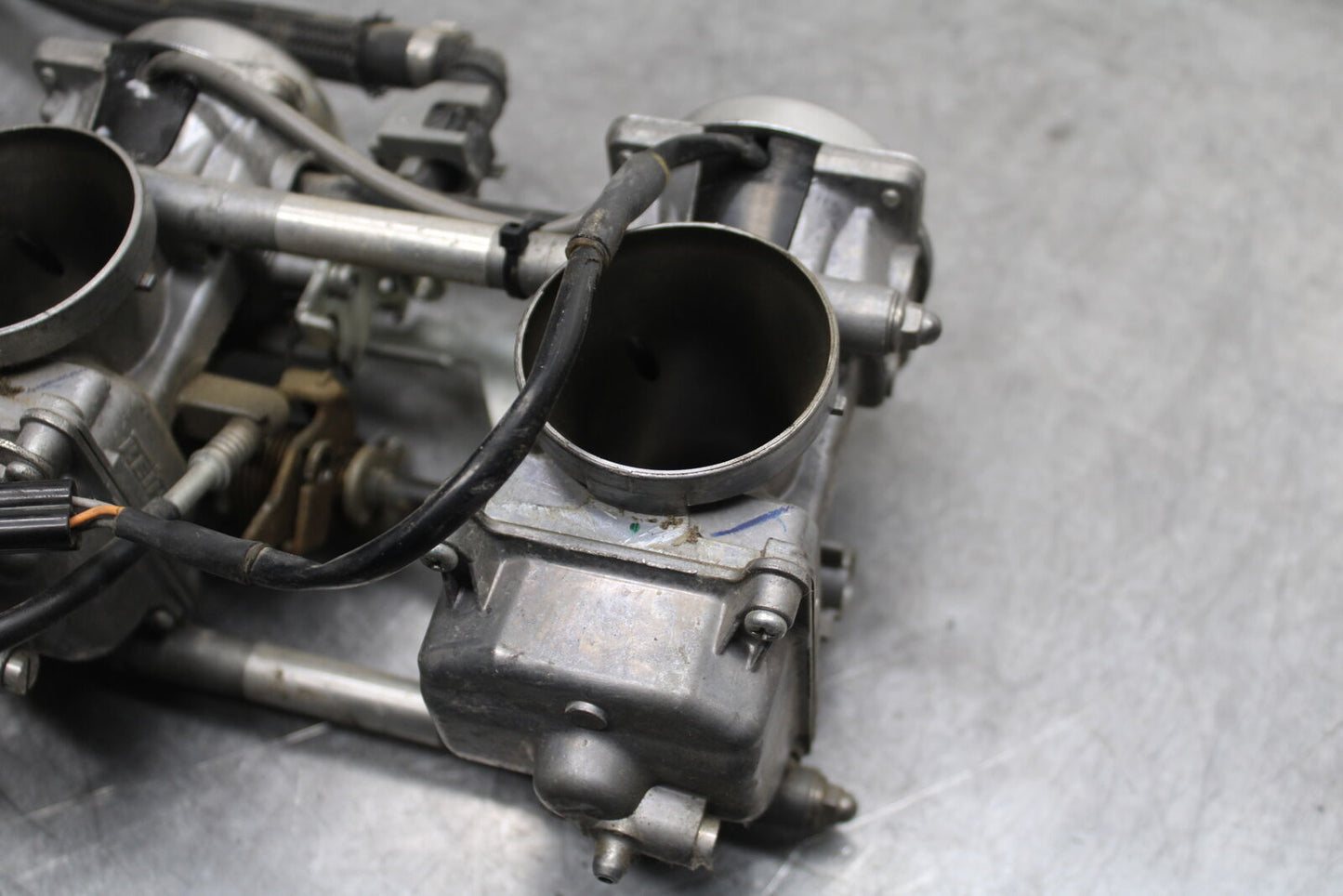 14-16 TRIUMPH AMERICA LT CARB CARBURETOR PAIR BB720