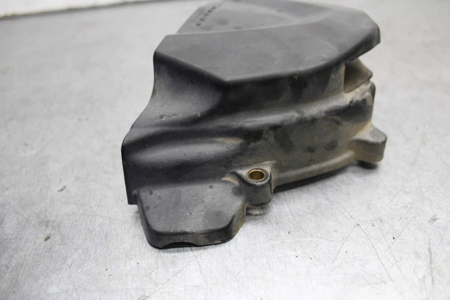 09-11 TRIUMPH DAYTONA 675 ENGINE SPROCKET COVER BB652