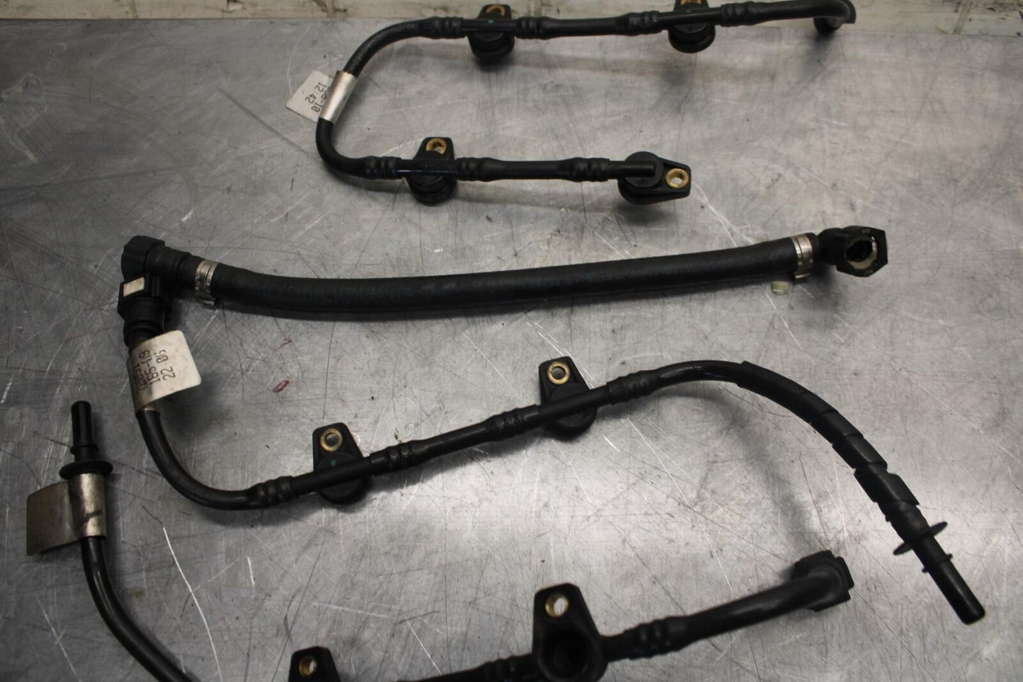 2010 Aprilia RSV1000R FUEL HOSE GAS LINE TUBE PIPE BB513