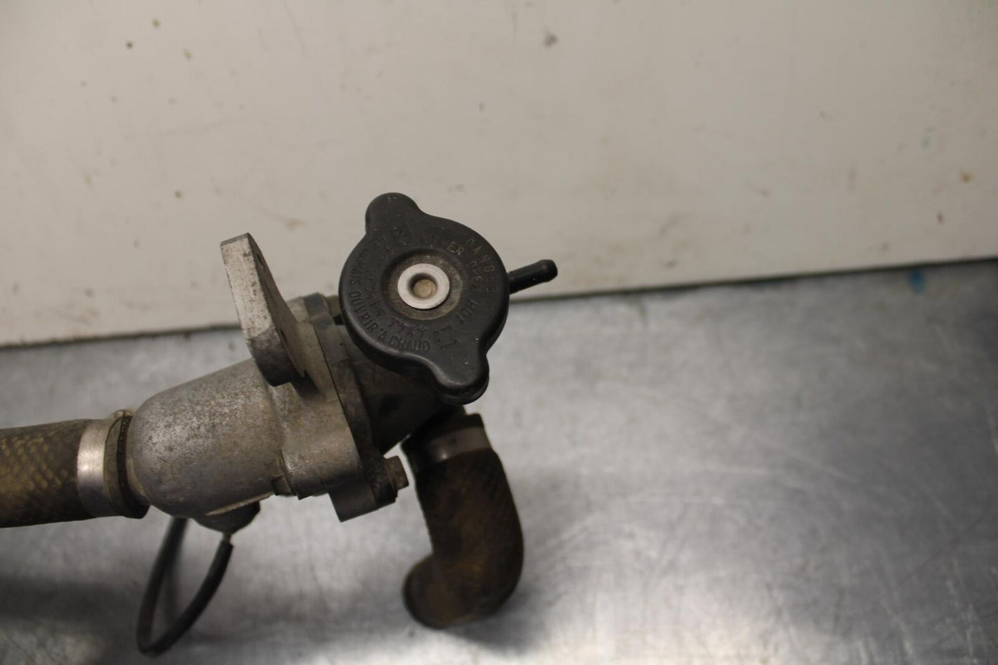 1995 Suzuki RF600R THERMOSTAT W HOUSING ASSEMBLY BB615