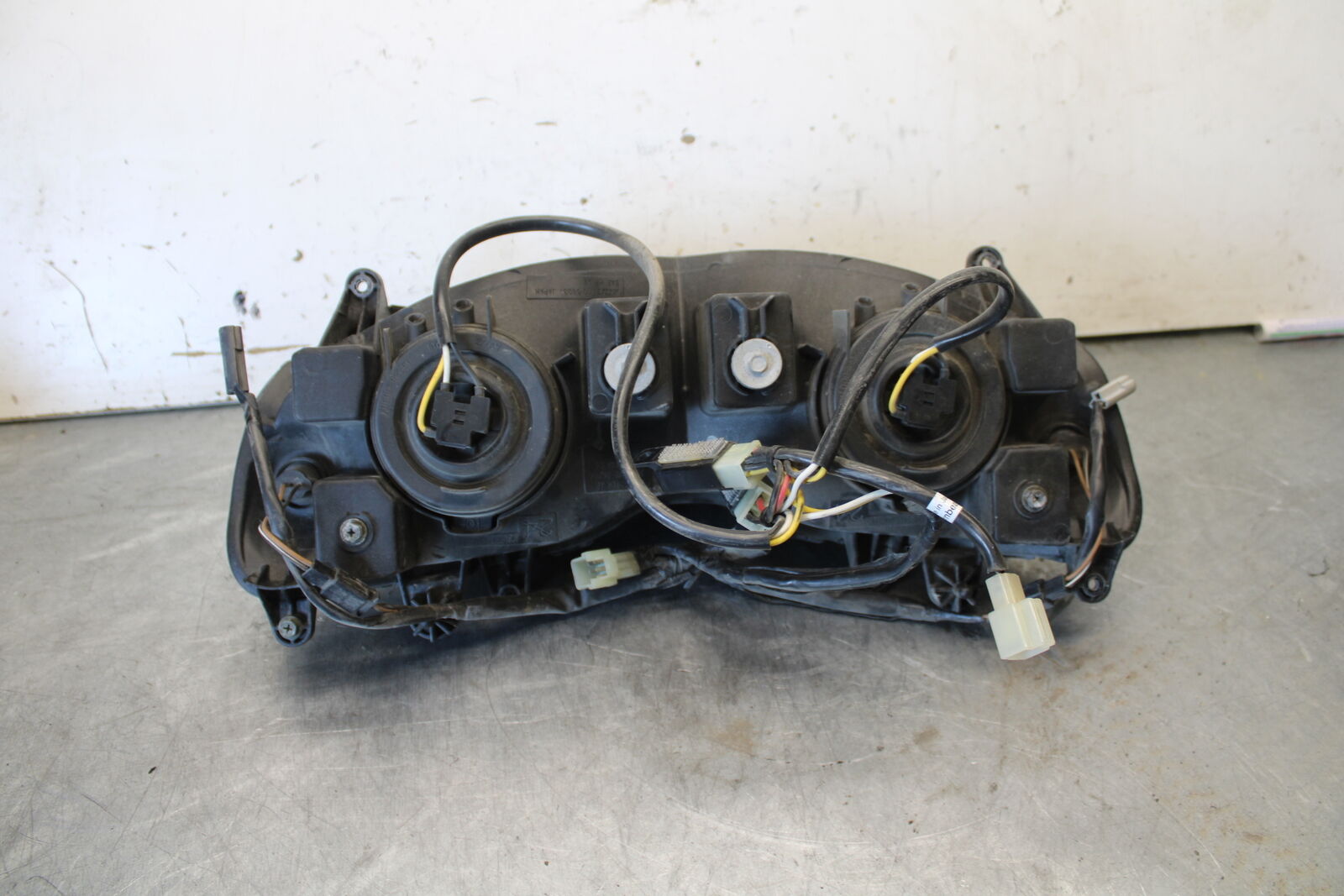 03-07 SUZUKI SV1000S FRONT HEADLIGHT HEAD LIGHT LAMP BB657