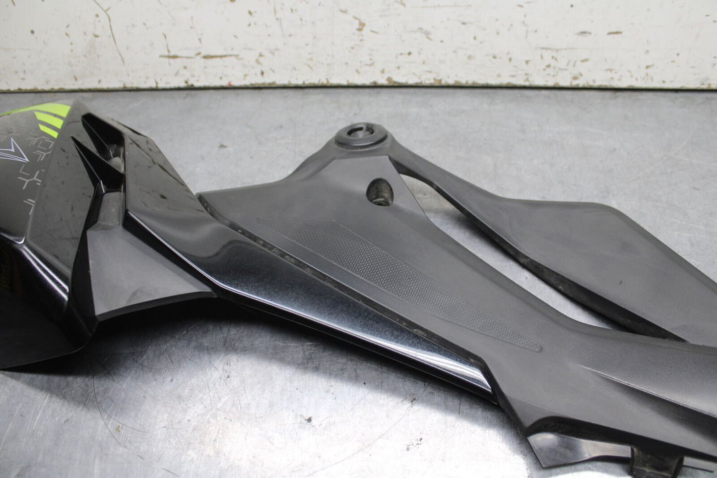 19-22 KAWASAKI Z400 RIGHT LOWER MID UPPER SIDE FAIRING COWL BB738