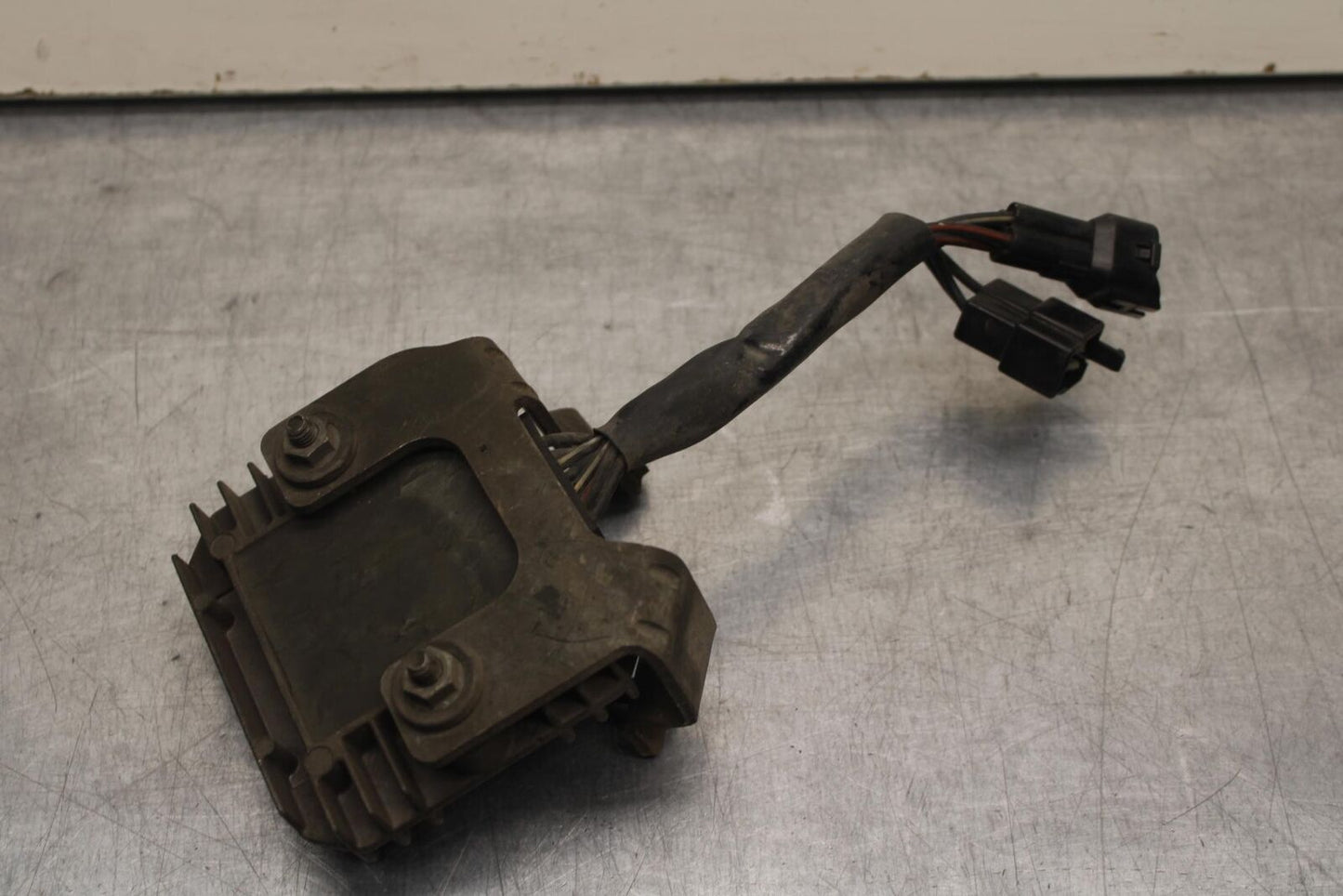 2003 Suzuki SV1000S RECTIFIER VOLTAGE REGULATOR 32800-16G00 BB85