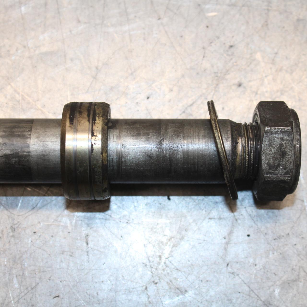 01-06 HONDA CBR600F4I REAR AXLE BACK WHEEL RIM PIVOT BOLT AXEL BB644