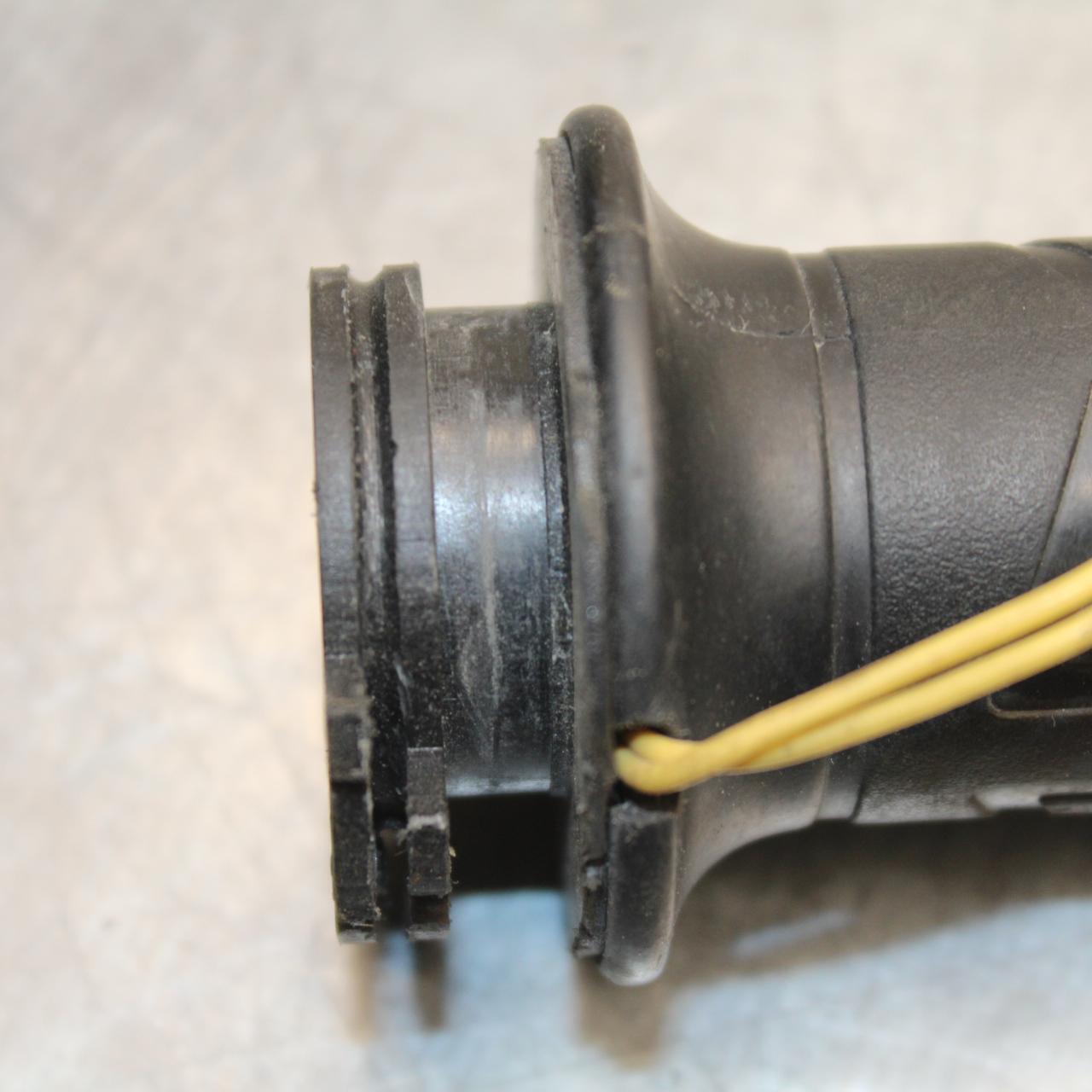 01-06 HONDA CBR600F4I HEATED RIGHT THROTTLE GRIP AND LEFT GRIP BB644