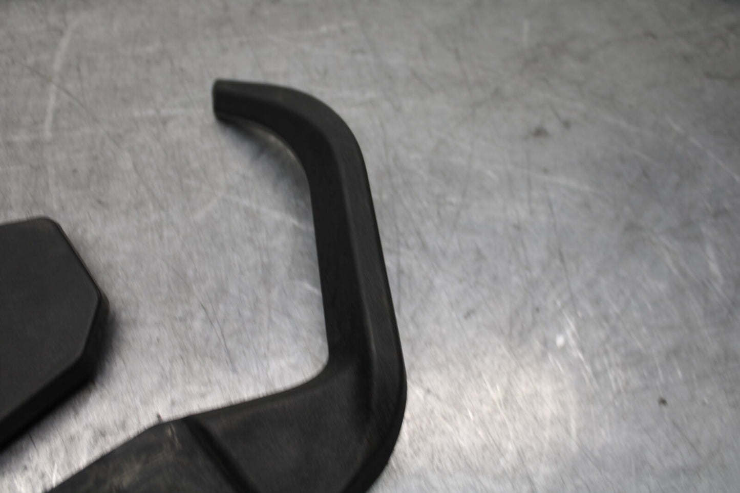 21-24 KTM 890 ADVENTURE R PASSENGER REAR SEAT GRAB BAR & RACK SET BB723