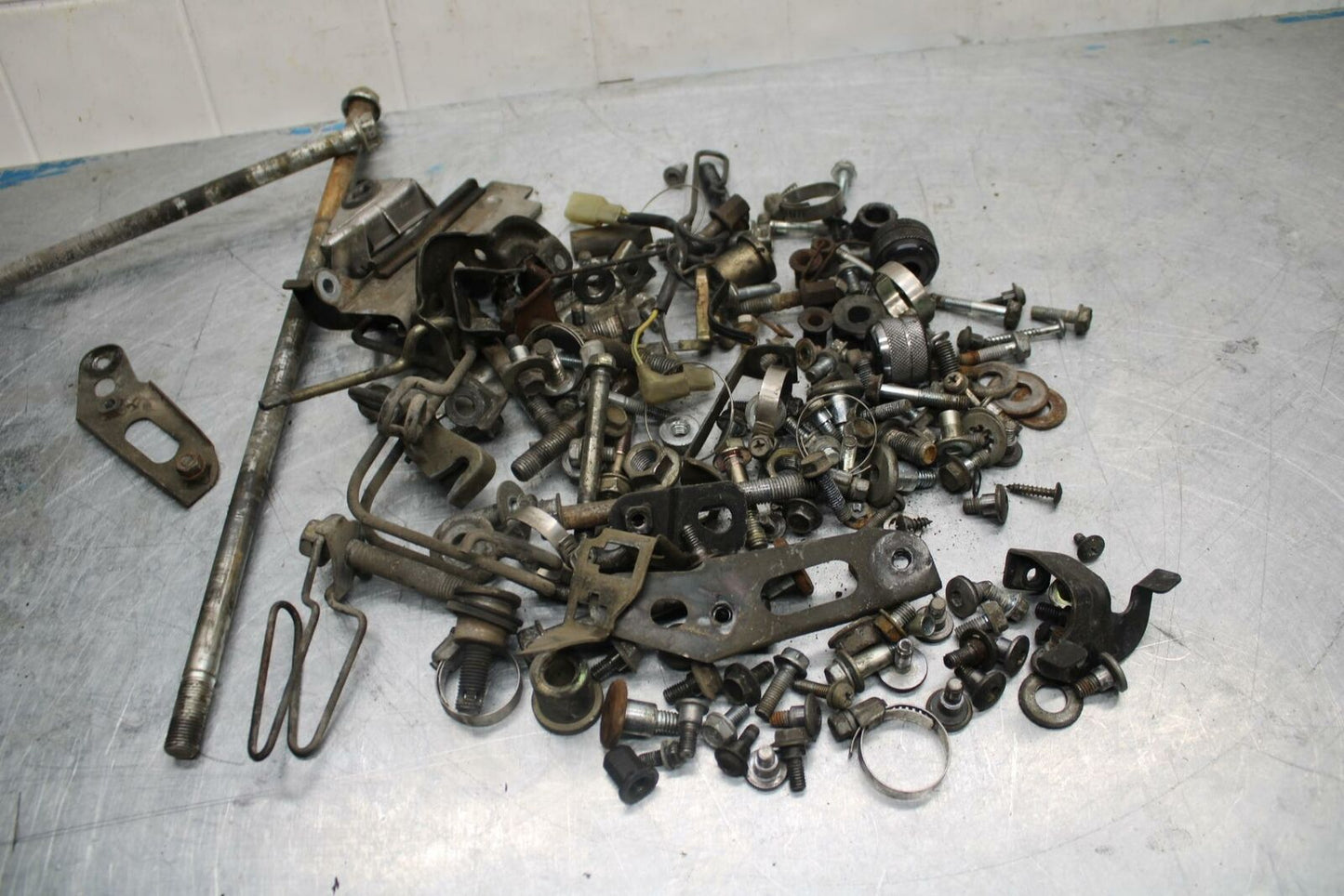87-96 HONDA CBR1000F ENGINE MOUNTING BOLTS HARDWARE MOTOR SCREWS BB420